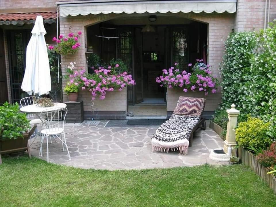 Casa Vacanze Viaggi Dipinti Монтеренціо Екстер'єр фото